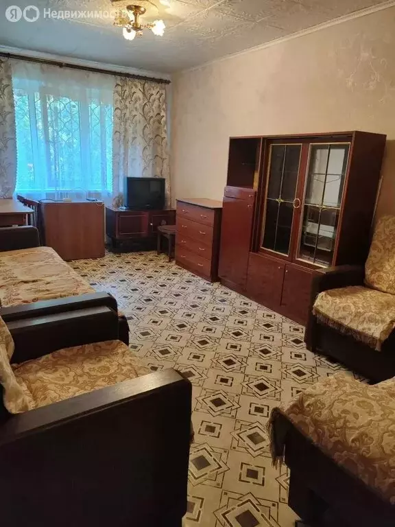 2-комнатная квартира: Чапаевск, улица Володарского, 5 (46 м) - Фото 1