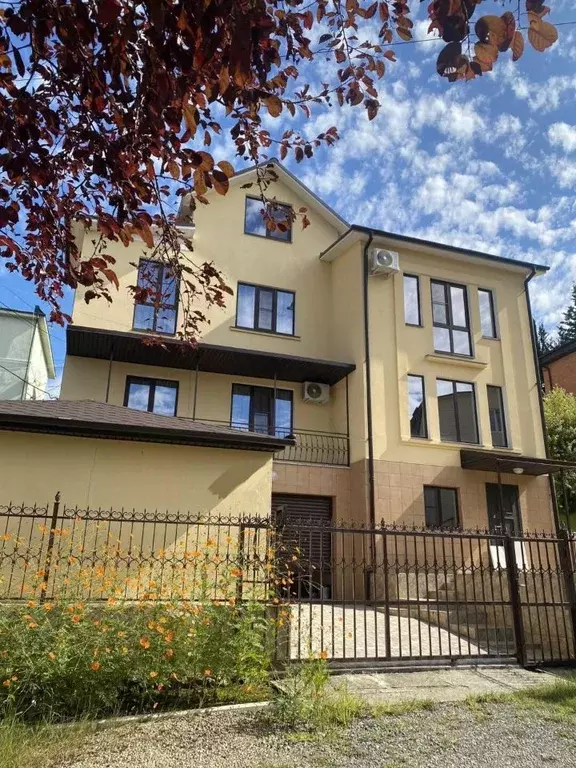 Коттедж в Краснодарский край, Сочи Вишневый пер., 57 (330 м) - Фото 2