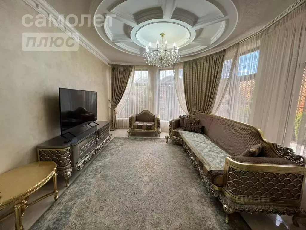 Дом в Чеченская республика, Грозный пл. Ахмата Кадырова (252 м) - Фото 1