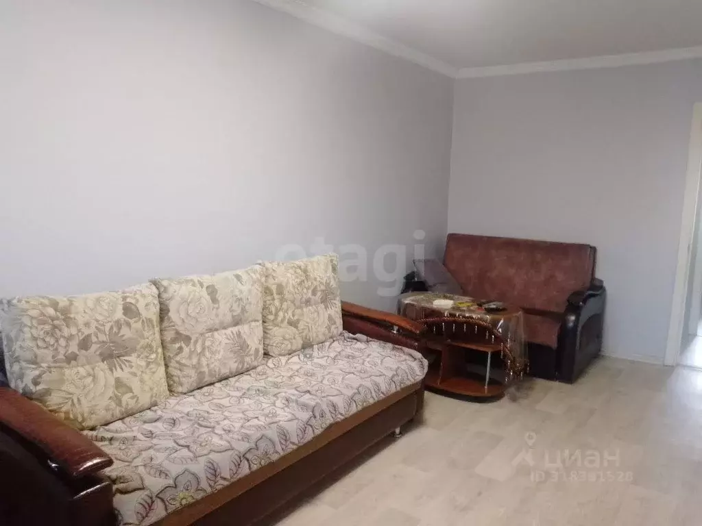 2-к кв. Калужская область, Калуга ул. Суворова, 54 (50.3 м) - Фото 0