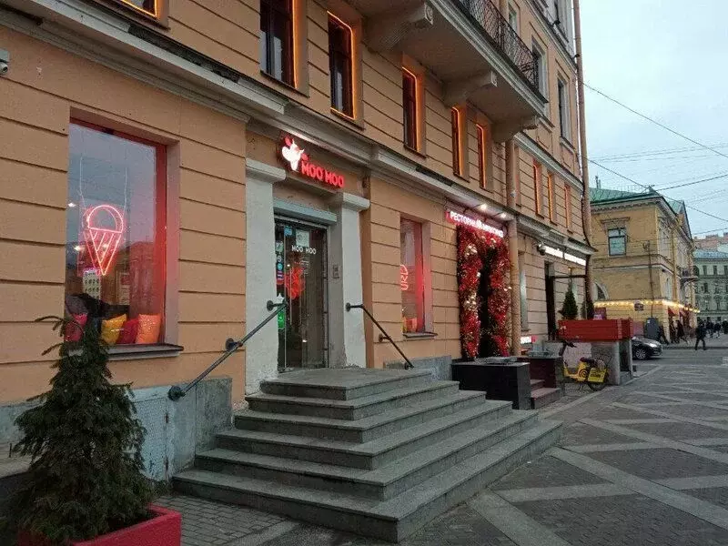 Торговая площадь в Санкт-Петербург Садовая ул., 42 (220 м) - Фото 1