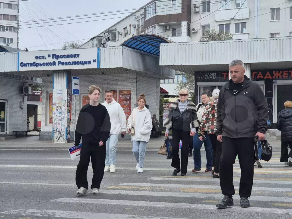 Магазин/Салон/Услуги пр. Окт. Революции 16-25 м - Фото 0