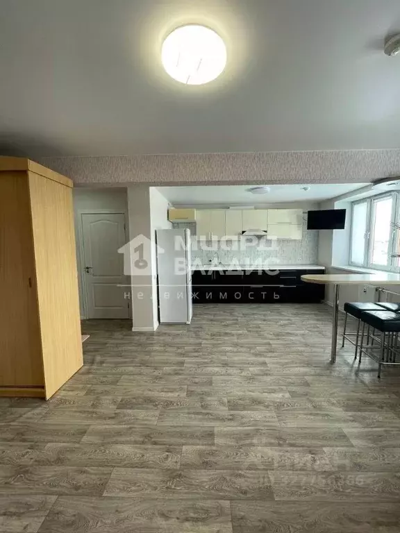 Студия Омская область, Омск ул. 1-ой Красной Звезды, 63 (34.0 м) - Фото 2