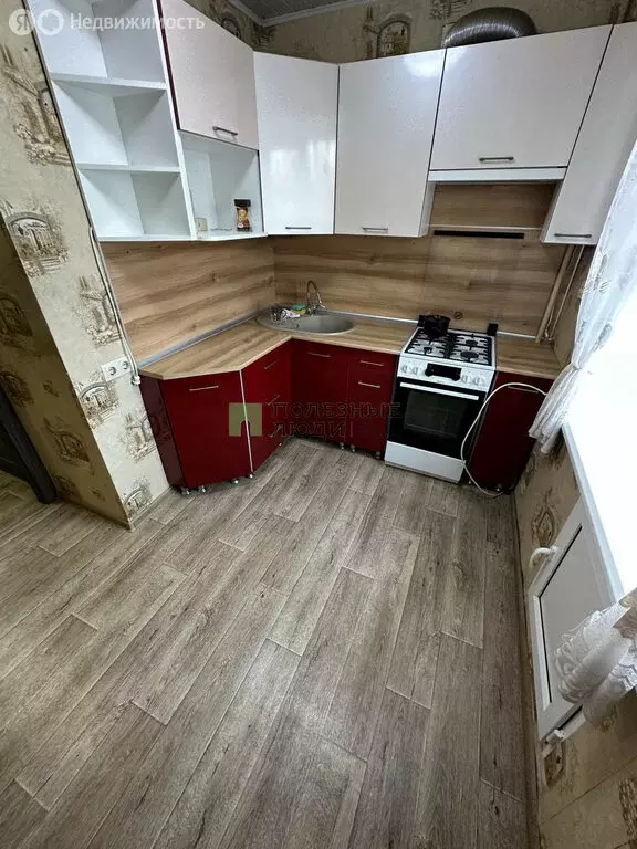 3-комнатная квартира: Ижевск, улица Ворошилова, 27 (55.4 м) - Фото 1