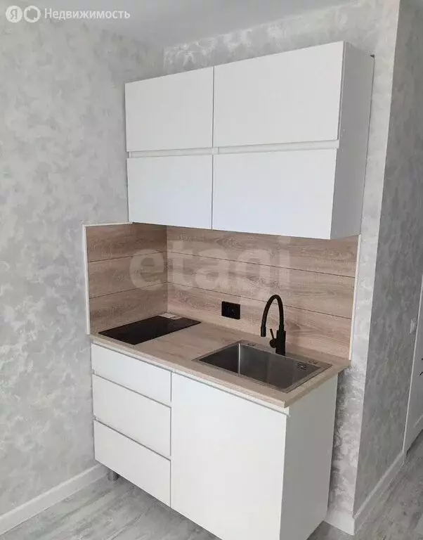Квартира-студия: Барнаул, улица Эмилии Алексеевой, 55 (12.8 м) - Фото 2