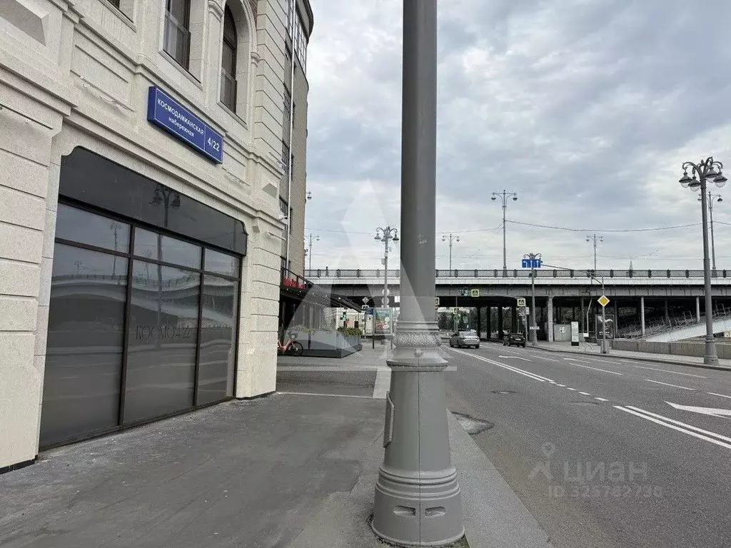 Торговая площадь в Москва Космодамианская наб., 4/22кВ (75 м) - Фото 2