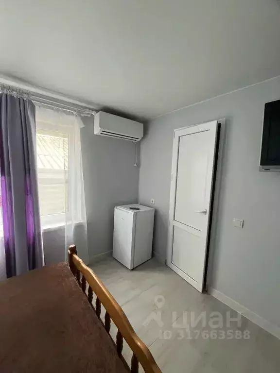 Комната Краснодарский край, Туапсе туп. Свердлова, 8 - Фото 1