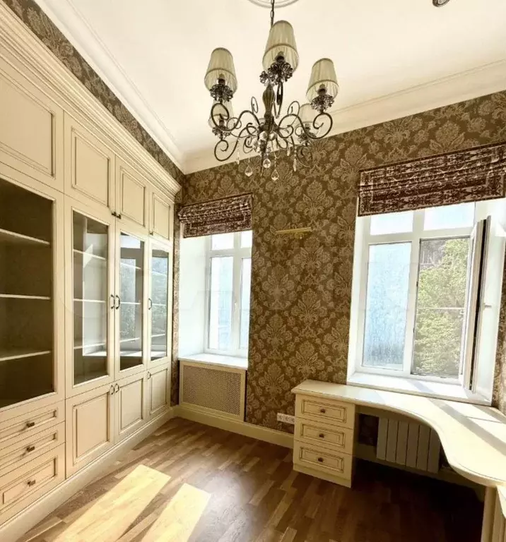 5-к. квартира, 150 м, 3/4 эт. - Фото 0