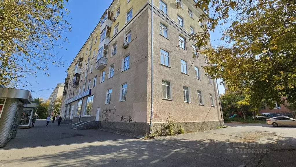 2-к кв. Свердловская область, Екатеринбург ул. Баумана, 18 (53.0 м) - Фото 0