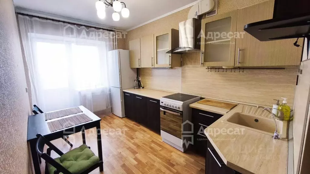 1-к кв. Волгоградская область, Волгоград ул. Балакирева, 2 (37.8 м) - Фото 1