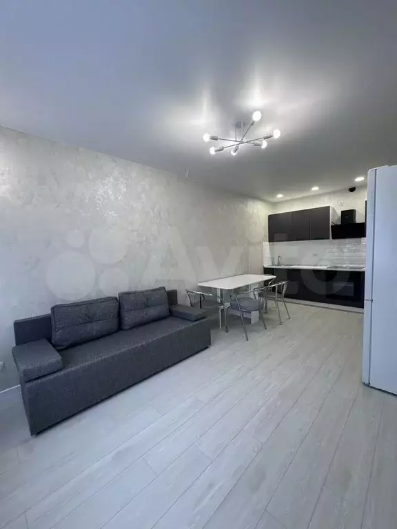 3-к. квартира, 60 м, 4/26 эт. - Фото 1