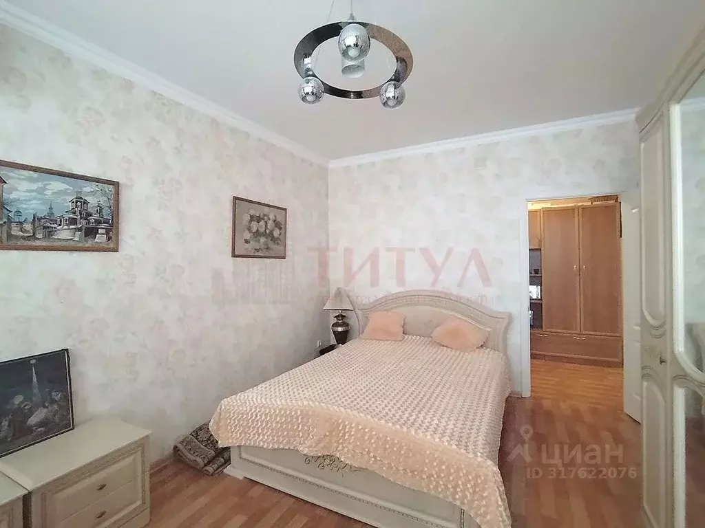 2-к кв. Белгородская область, Старый Оскол Степной мкр, 8 (63.0 м) - Фото 0