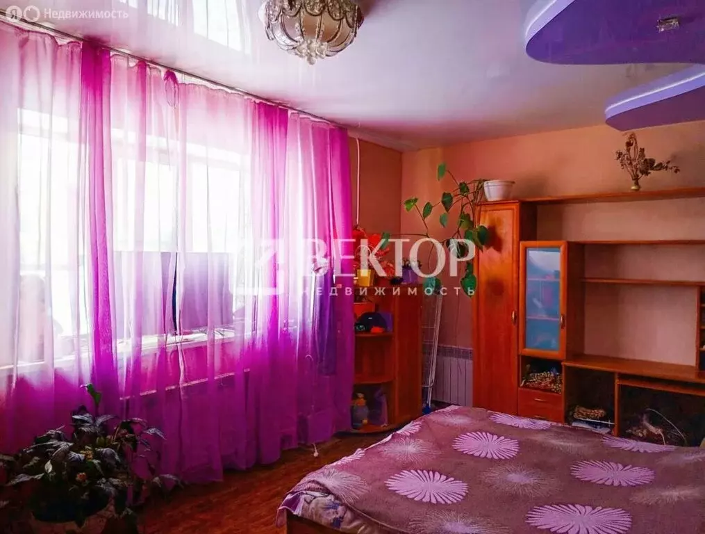 Дом в село Ильинское, Садовая улица (226.3 м) - Фото 1