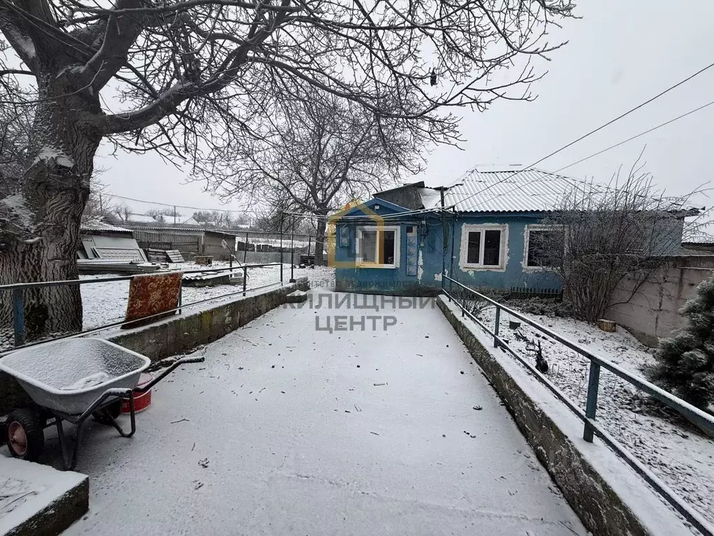 Дом в Ставропольский край, Предгорный муниципальный округ, с. Юца ул. ... - Фото 1