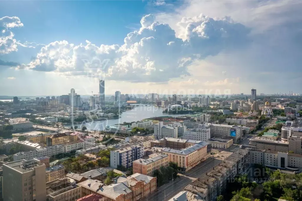 Офис в Свердловская область, Екатеринбург ул. Малышева, 51 (1280 м) - Фото 2