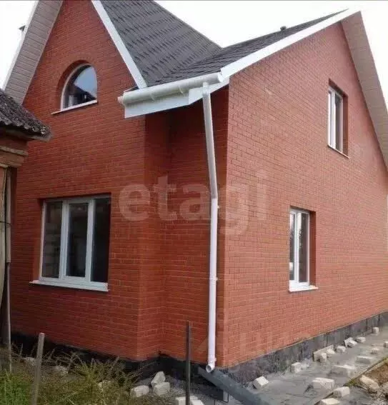 Дом в Калужская область, Малоярославецкий муниципальный округ, с. ... - Фото 1