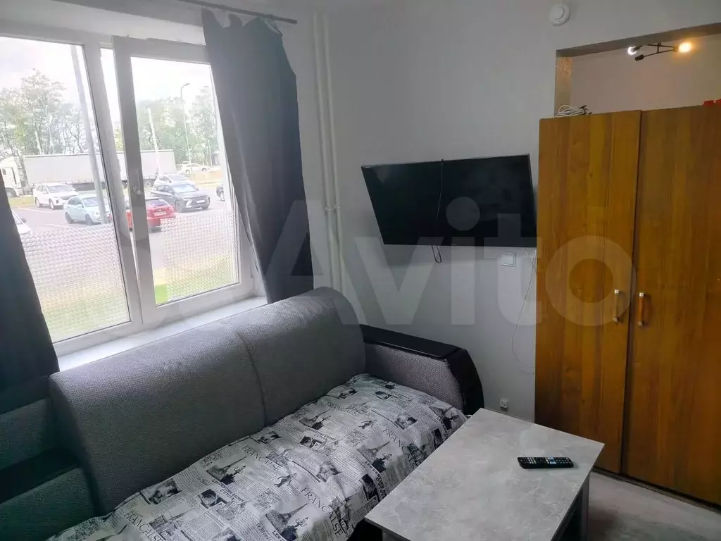 1-к. квартира, 30 м, 1/18 эт. - Фото 1