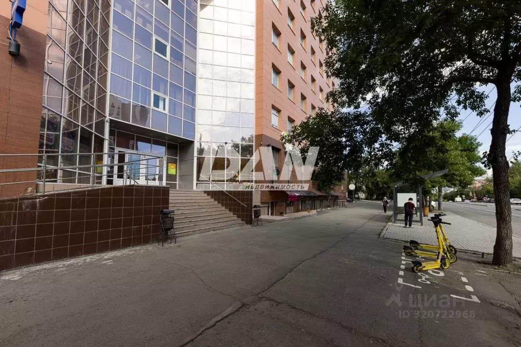 Офис в Челябинская область, Челябинск Свердловский просп., 84Б (685 м) - Фото 1