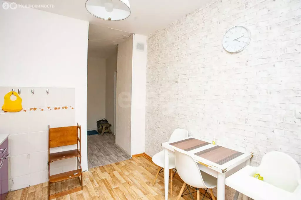 2-комнатная квартира: Кемерово, Октябрьский проспект, 80А (51.1 м) - Фото 1