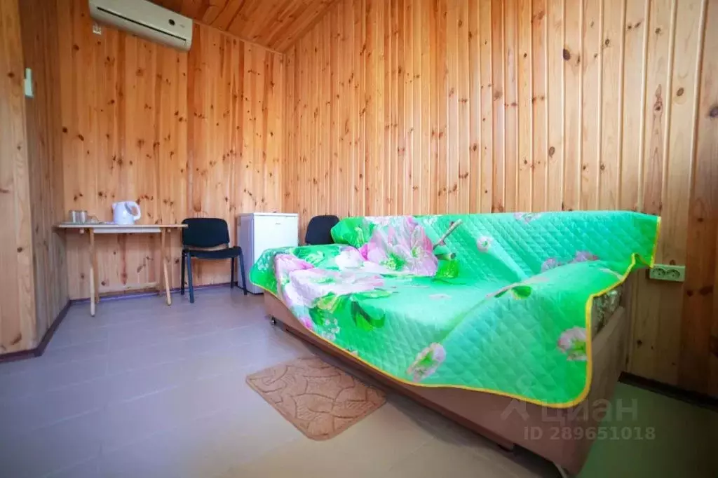 Комната Крым, Сакский район, Молочненское с/пос, с. Витино ул. ... - Фото 1