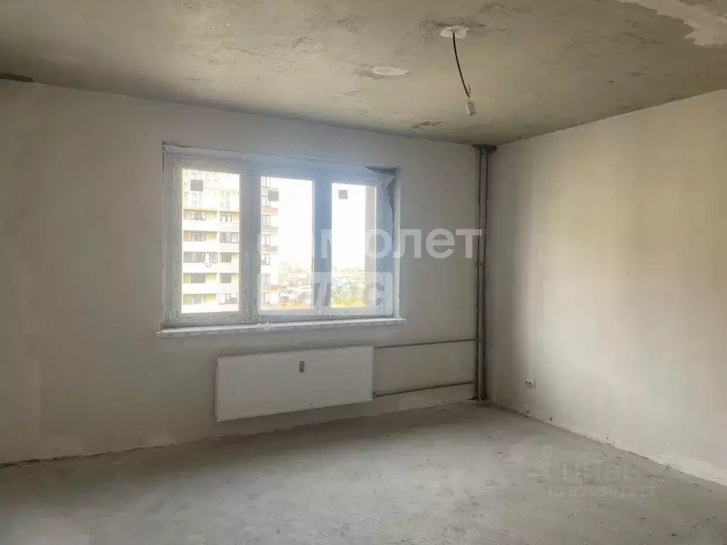 3-к кв. Тюменская область, Тюмень ул. Алматинская, 12 (93.99 м) - Фото 1