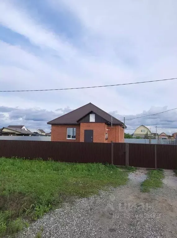 Дом в Омская область, Таврическое рп ул. 2-я Новая, 30 (76 м) - Фото 2