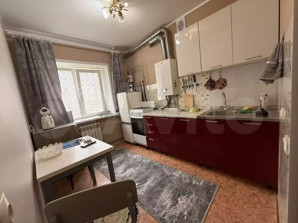 2-к. квартира, 42 м, 1/3 эт. - Фото 1