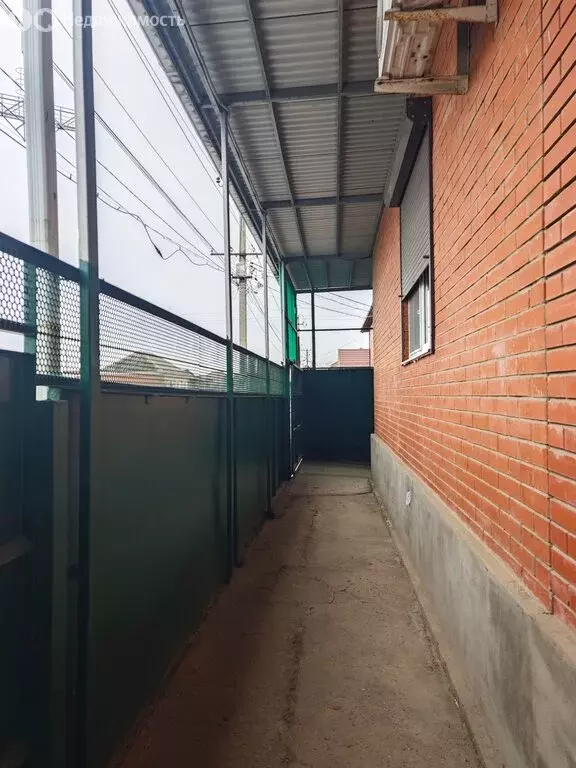 Дом в посёлок городского типа Яблоновский, улица Котовского, 47 (208 ... - Фото 2