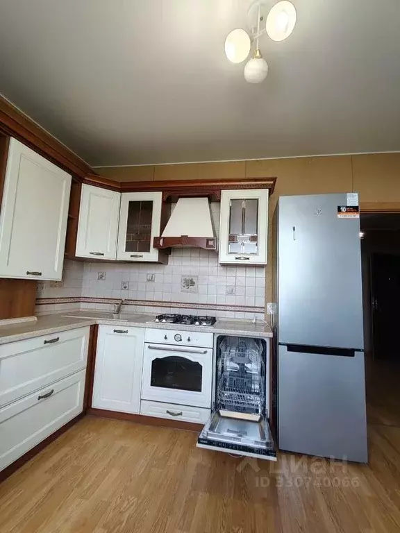 3-к кв. Белгородская область, Белгород ул. Газовиков, 11 (97.1 м) - Фото 1