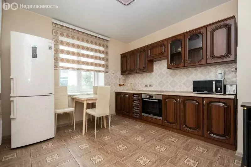 2-комнатная квартира: Иркутск, улица Дыбовского, 8/1 (61 м) - Фото 1