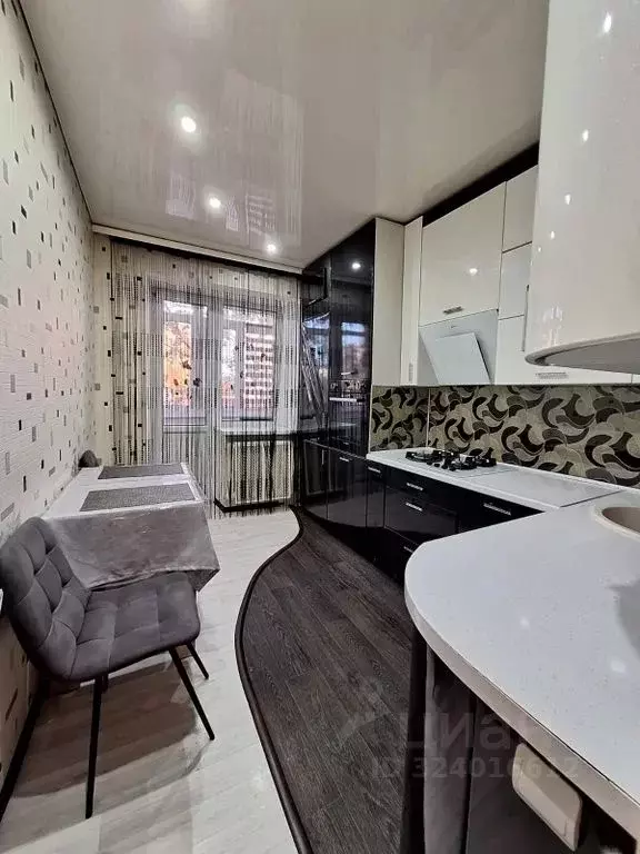 2-к кв. Ханты-Мансийский АО, Урай Западный мкр, 19 (53.0 м) - Фото 1