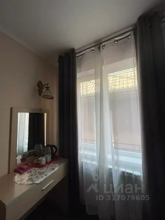 Комната Краснодарский край, Сочи Адлер жилрайон, ул. Гвардейская, 23 - Фото 1