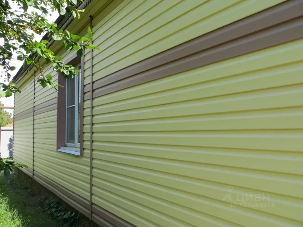 Дом в Краснодарский край, Ейский район, Кухаривское с/пос, с. ... - Фото 1