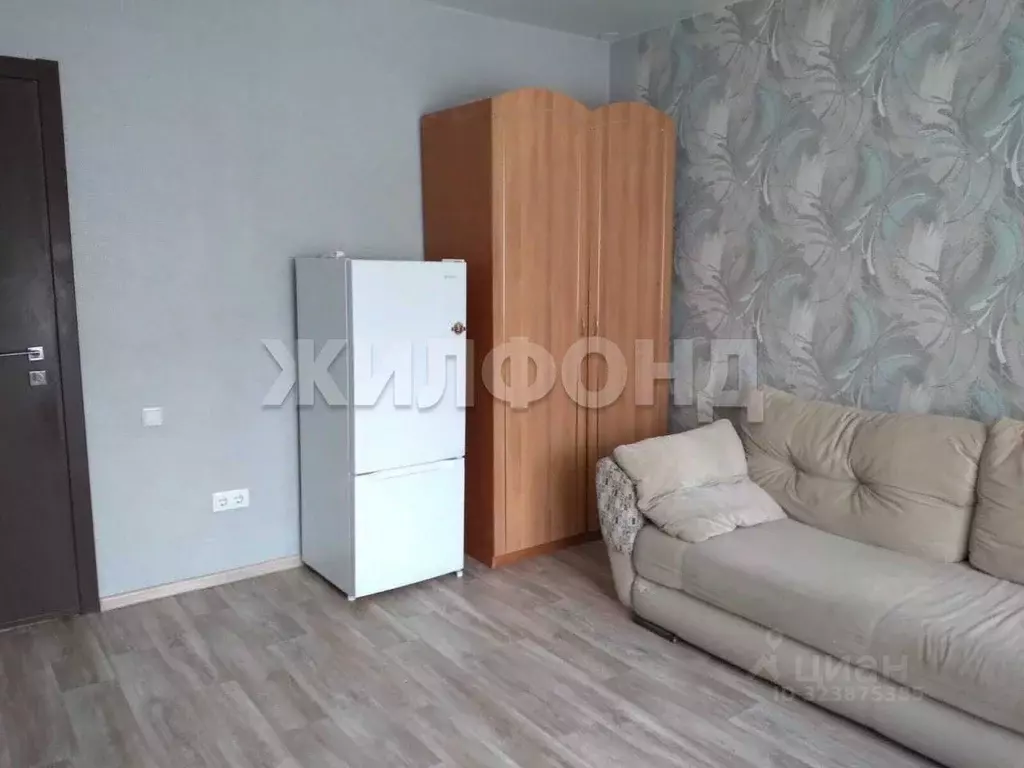 Комната Новосибирская область, Новосибирск ул. 25 лет Октября, 6 (16.0 ... - Фото 1