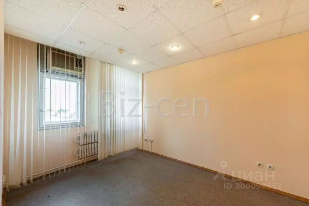 Офис в Санкт-Петербург пл. Конституции, 2 (919 м) - Фото 2