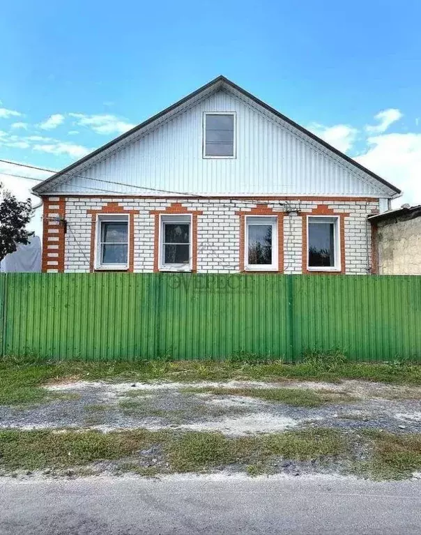 Дом в Белгородская область, Старый Оскол ул. Гагарина (69 м) - Фото 1