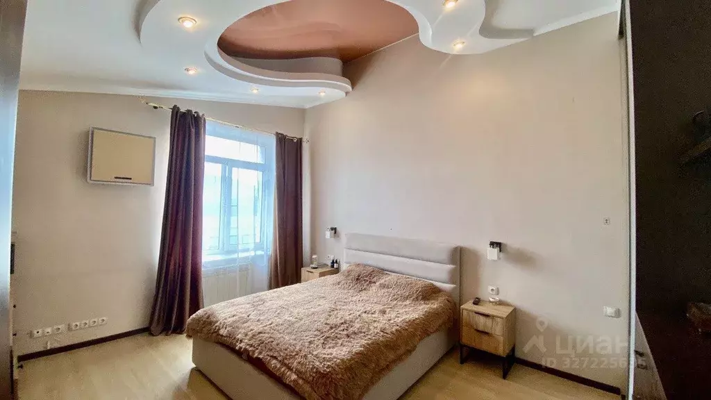 3-к кв. Севастополь просп. Октябрьской Революции, 42 (70.0 м) - Фото 1