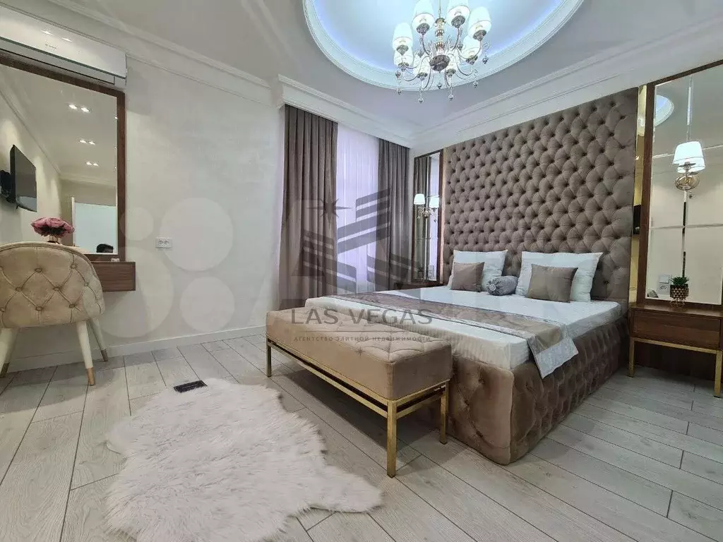 3-к. квартира, 100 м, 3/5 эт. - Фото 0