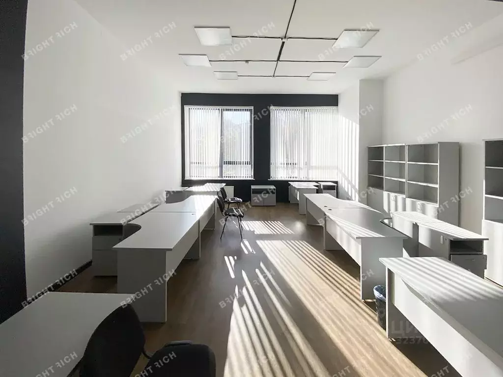 Офис в Санкт-Петербург Двинская ул., 3 (1028 м) - Фото 1