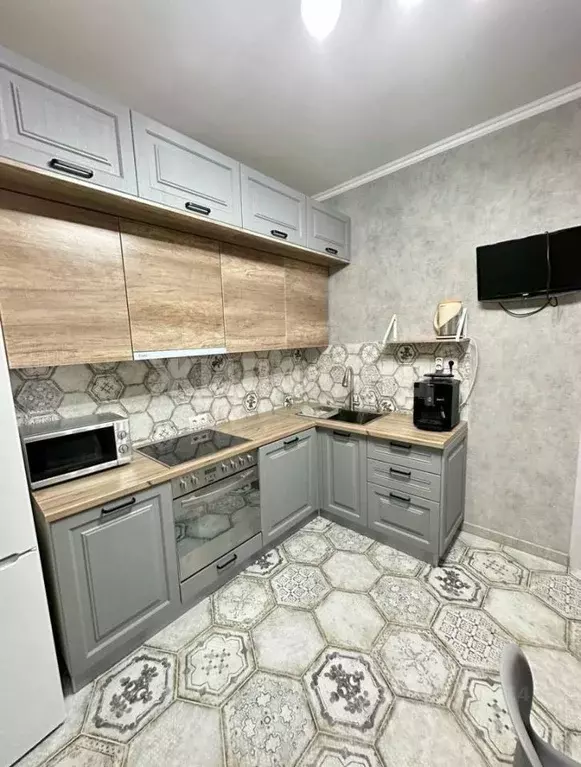 2-к кв. Белгородская область, Белгород ул. Щорса, 39а (61.4 м) - Фото 2