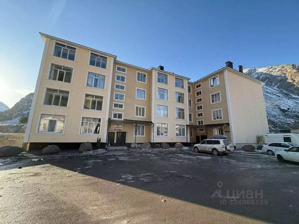 Участок в Кабардино-Балкария, Эльбрусский район, с. Терскол ул. ... - Фото 2