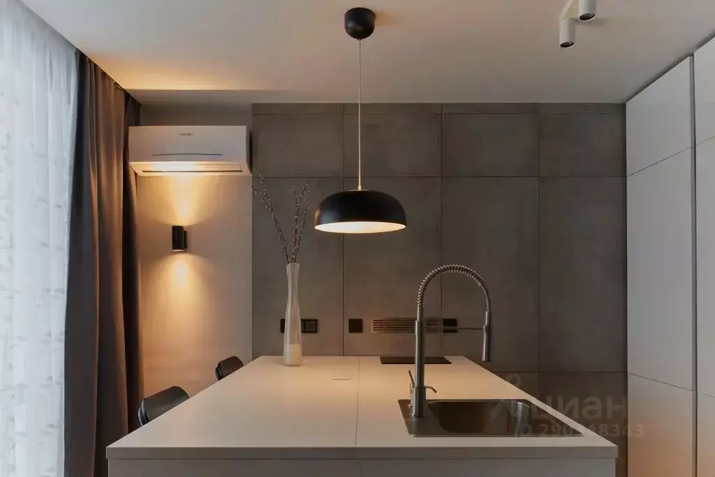 Студия Тюменская область, Тюмень ул. Андрея Бушуева, 2 (30.0 м) - Фото 2