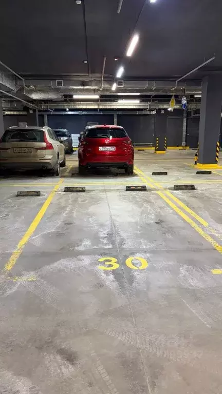 Гараж в Москва Новоясеневский просп., 3В (13 м) - Фото 1