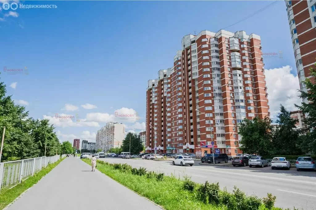 3-комнатная квартира: Екатеринбург, улица Академика Шварца, 10к1 (87 ... - Фото 1