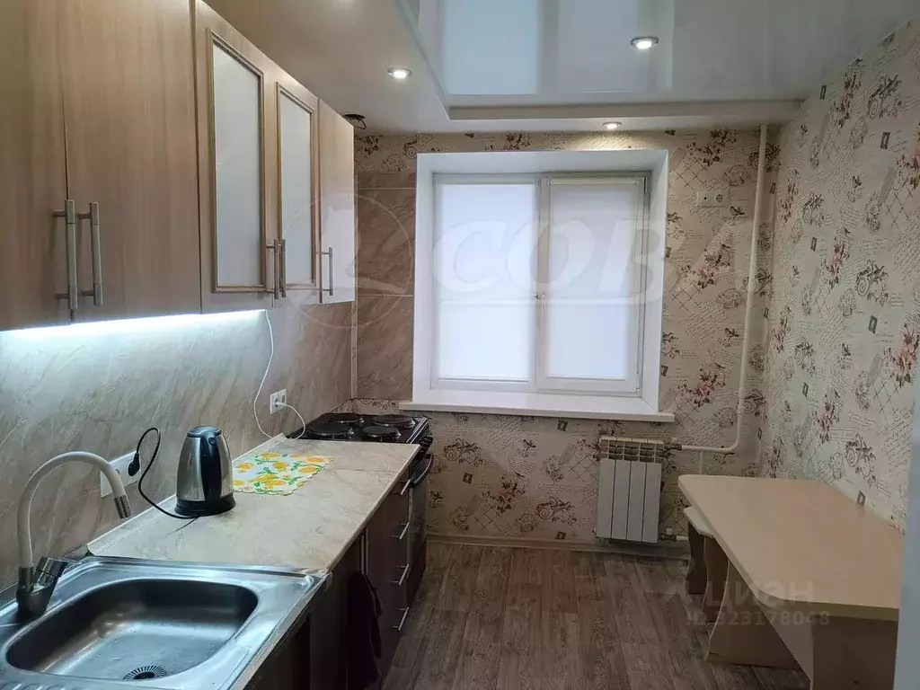 3-к кв. Тюменская область, Тюмень Садовая ул., 117 (60.0 м) - Фото 2