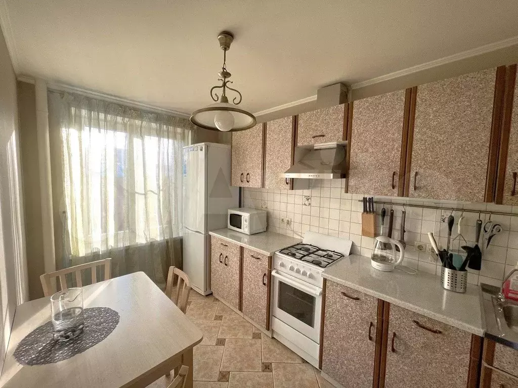 2-к. квартира, 40 м, 6/9 эт. - Фото 0