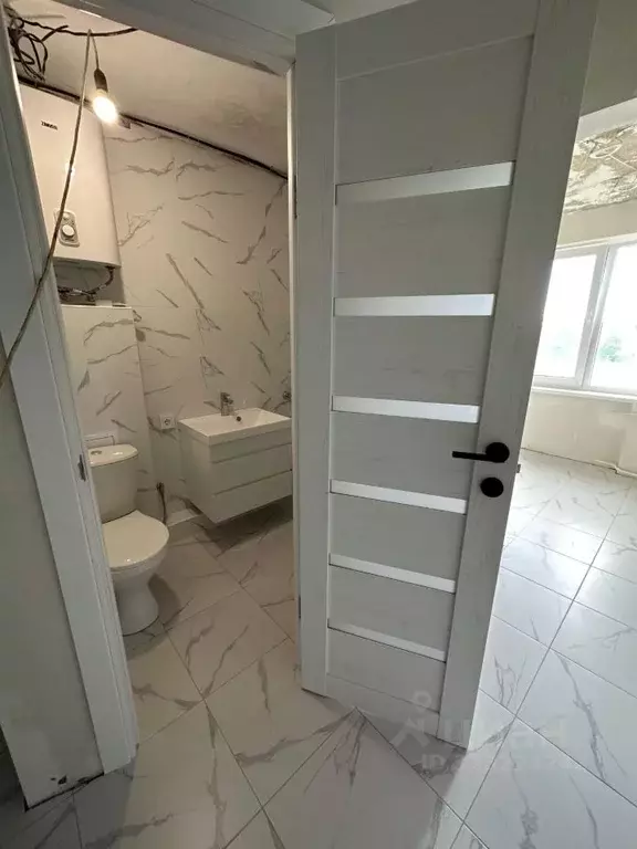 2-к кв. Краснодарский край, Абинский район, Ахтырское городское ... - Фото 1