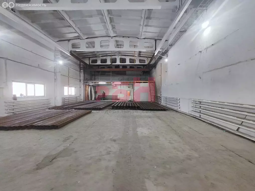 Склад (300 м) - Фото 1