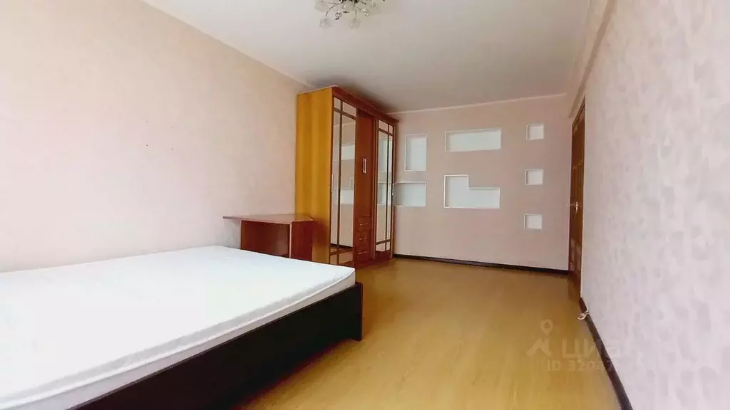 3-к кв. Брянская область, Брянск ул. Горбатова, 15 (63.0 м) - Фото 2