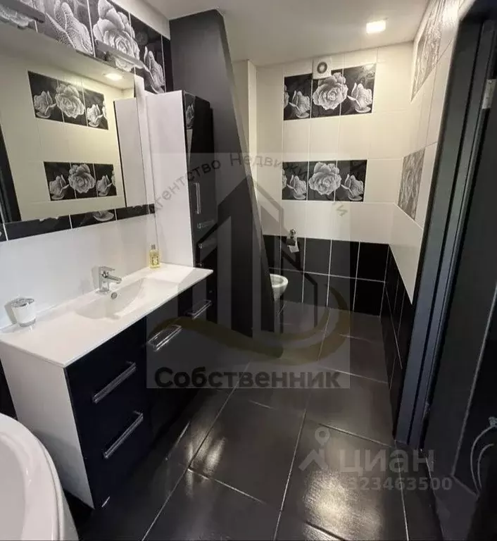 2-к кв. Воронежская область, Воронеж ул. 25 Января, 14а (100.0 м) - Фото 1